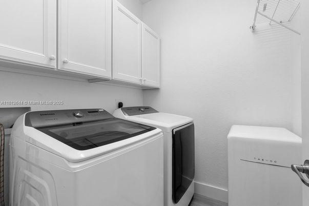 Interior, Washer