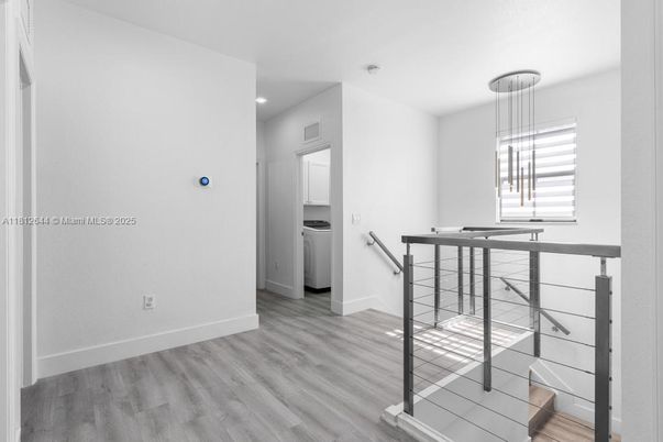 Interior, Pendant Lights, Recessed Lighting, Wood Texture Flooring