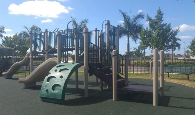 Backyard, Exterior, Playground