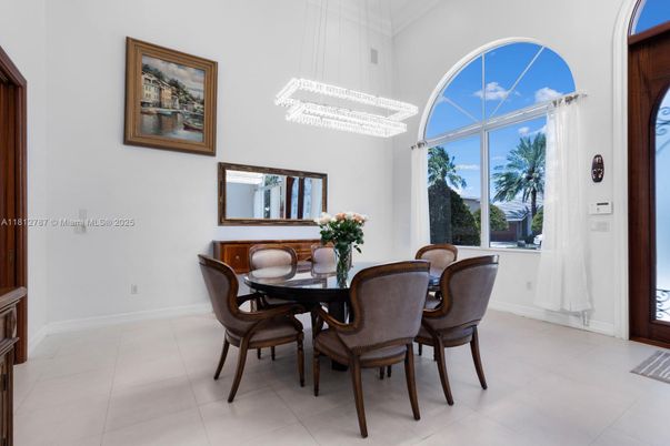 Dining room, Interior, Pendant Lights