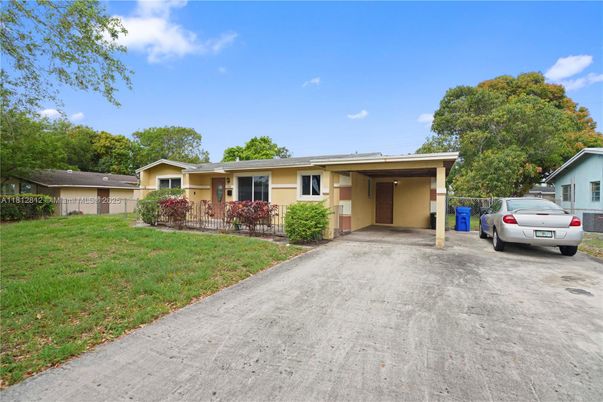 Attached, Backyard, Exterior, Facade, Ranch