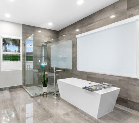 Bathroom, Free Standing Baths, Glass Shower, Interior, Recessed Lighting