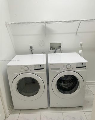 Interior, Marble, Utility Closets, Washer