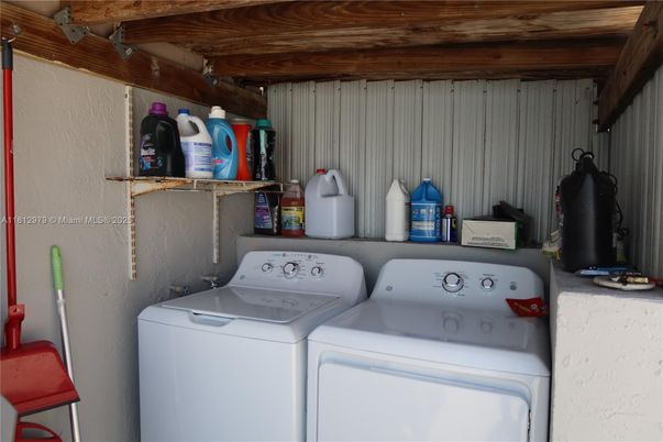 Interior, Utility Closets, Washer