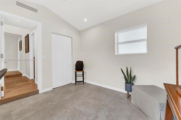 Interior, Recessed Lighting