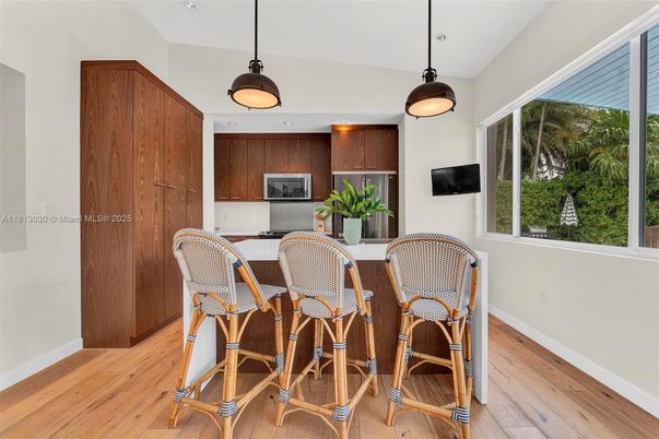 Interior, Kitchen, Pendant Lights, Recessed Lighting, Wood Texture Flooring