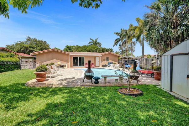 Backyard, Exterior, Pool