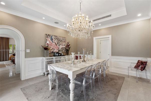 Chandelier, Dining room, Interior, Recessed Lighting