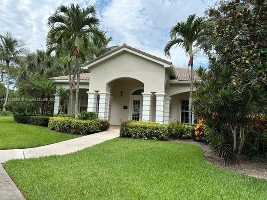Backyard, Exterior, Facade, Mediterranean