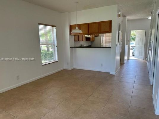 Empty room, Interior, Kitchen, Pendant Lights