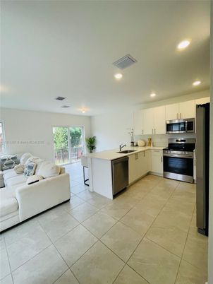 Interior, Kitchen, Living room, Recessed Lighting, Stainless Steel Appliances
