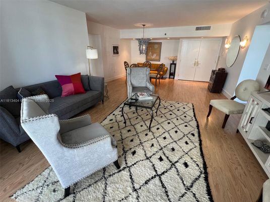 Dining room, Interior, Living room, Pendant Lights, Recessed Lighting, Wood Texture Flooring