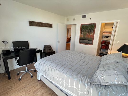Bedroom, Home Office, Interior, Wood Texture Flooring