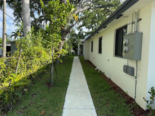 Backyard, Exterior