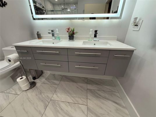Bathroom, Dual Sink Vanities, Interior, Marble