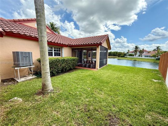 Backyard, Exterior, Water