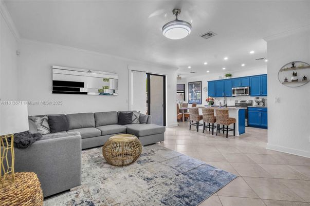 Interior, Kitchen, Living room, Recessed Lighting, Stainless Steel Appliances