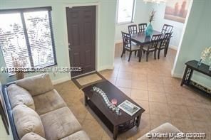Chandelier, Dining room, Interior, Living room
