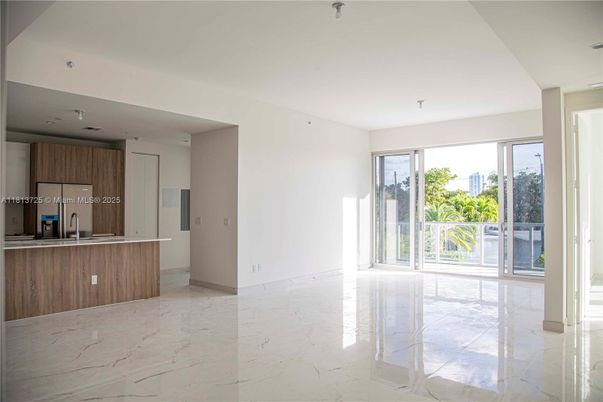 Empty room, Interior, Kitchen, Marble, Recessed Lighting
