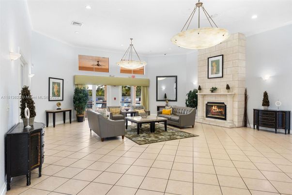 Fireplace, Interior, Living room, Pendant Lights, Recessed Lighting