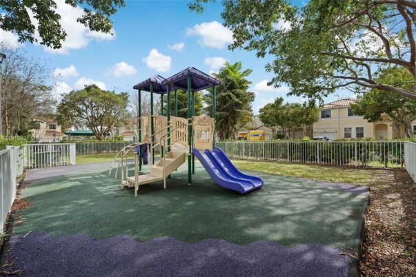 Backyard, Exterior, Playground