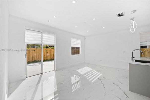 Empty room, Interior, Kitchen, Marble, Pendant Lights, Recessed Lighting