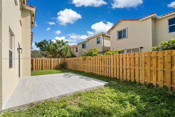 Backyard, Exterior