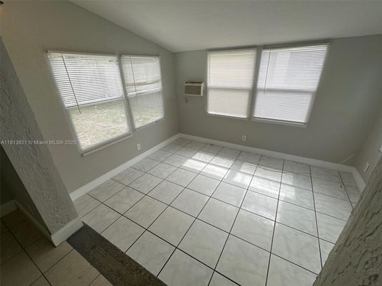 Empty room, Interior, Marble