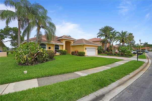 Attached, Backyard, Exterior, Facade, Mediterranean