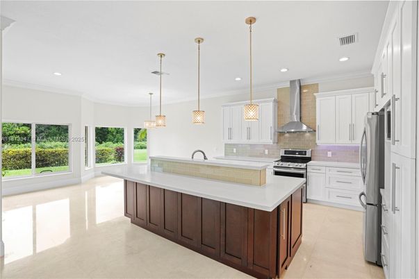Interior, Kitchen, Pendant Lights, Recessed Lighting, Stainless Steel Appliances