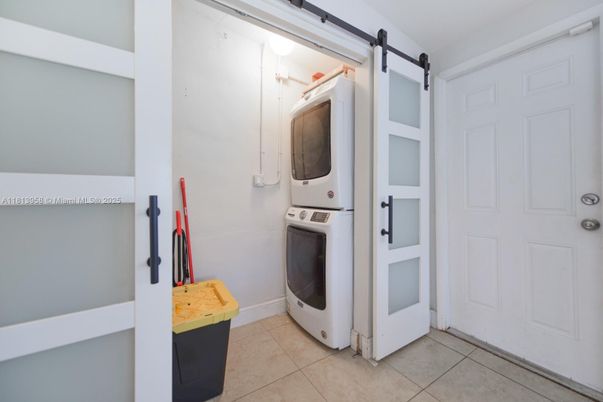 Interior, Utility Closets, Washer