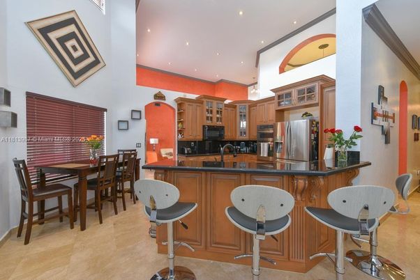 Dining room, Interior, Kitchen, Recessed Lighting, Stainless Steel Appliances