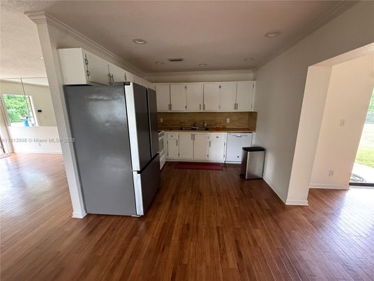 Interior, Kitchen, Recessed Lighting, Wood Texture Flooring