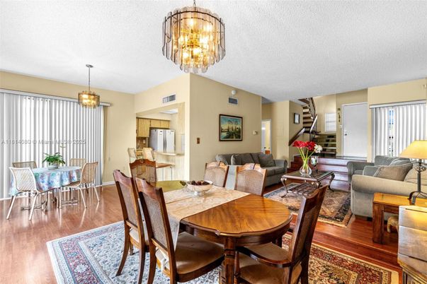 Chandelier, Dining room, Interior, Living room, Pendant Lights, Wood Texture Flooring