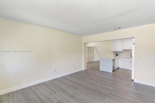 Empty room, Interior, Kitchen, Wood Texture Flooring