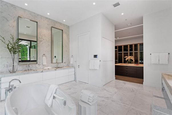 Bathroom, Dual Sink Vanities, Interior, Marble, Marble Walls, Recessed Lighting