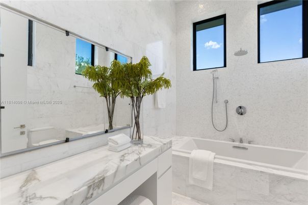 Bathroom, Interior, Marble, Marble Walls