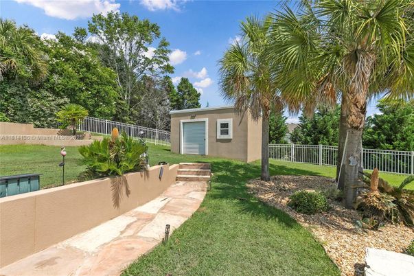 Backyard, Detached Garage, Exterior