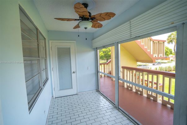 Empty room, Interior, Sun Room