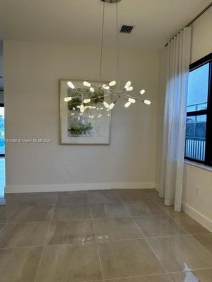 Empty room, Interior, Pendant Lights