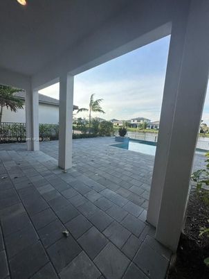 Exterior, Pool, Water