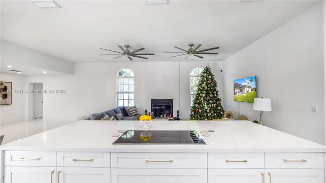 Interior, Kitchen, Recessed Lighting