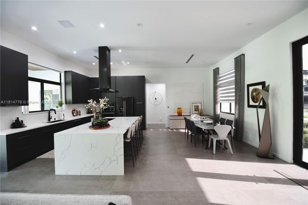 Dining room, Interior, Kitchen, Recessed Lighting