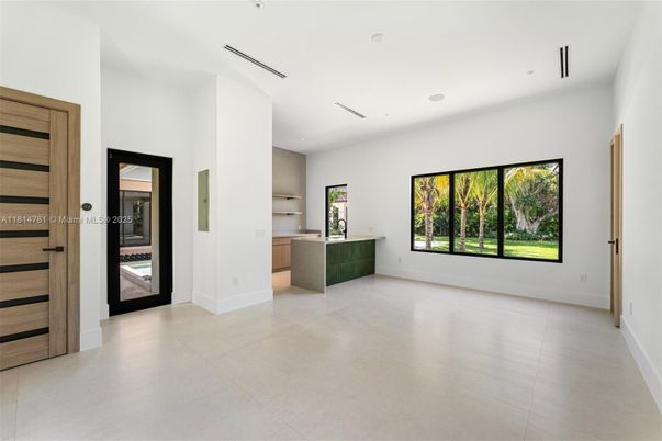 Empty room, Interior, Recessed Lighting