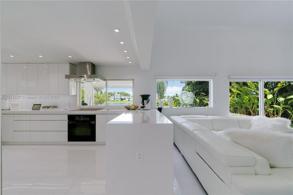 Interior, Kitchen, Living room, Recessed Lighting