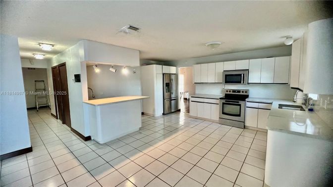 Interior, Kitchen, Stainless Steel Appliances