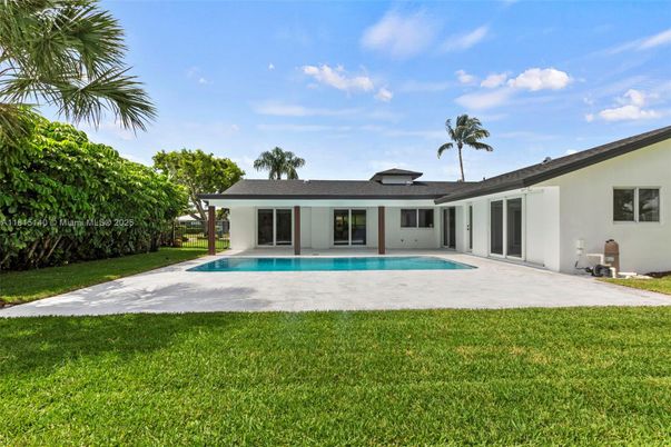 Backyard, Exterior, Pool