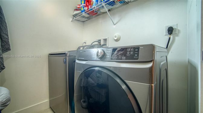 Interior, Washer