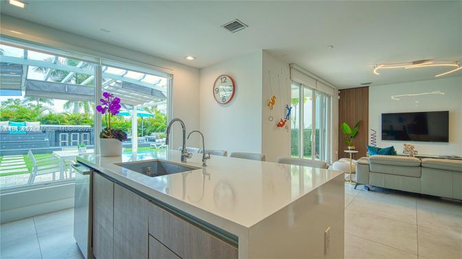 Interior, Kitchen, Living room, Recessed Lighting