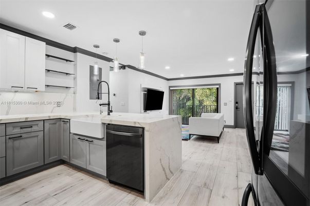 Interior, Kitchen, Living room, Pendant Lights, Recessed Lighting, Wood Texture Flooring